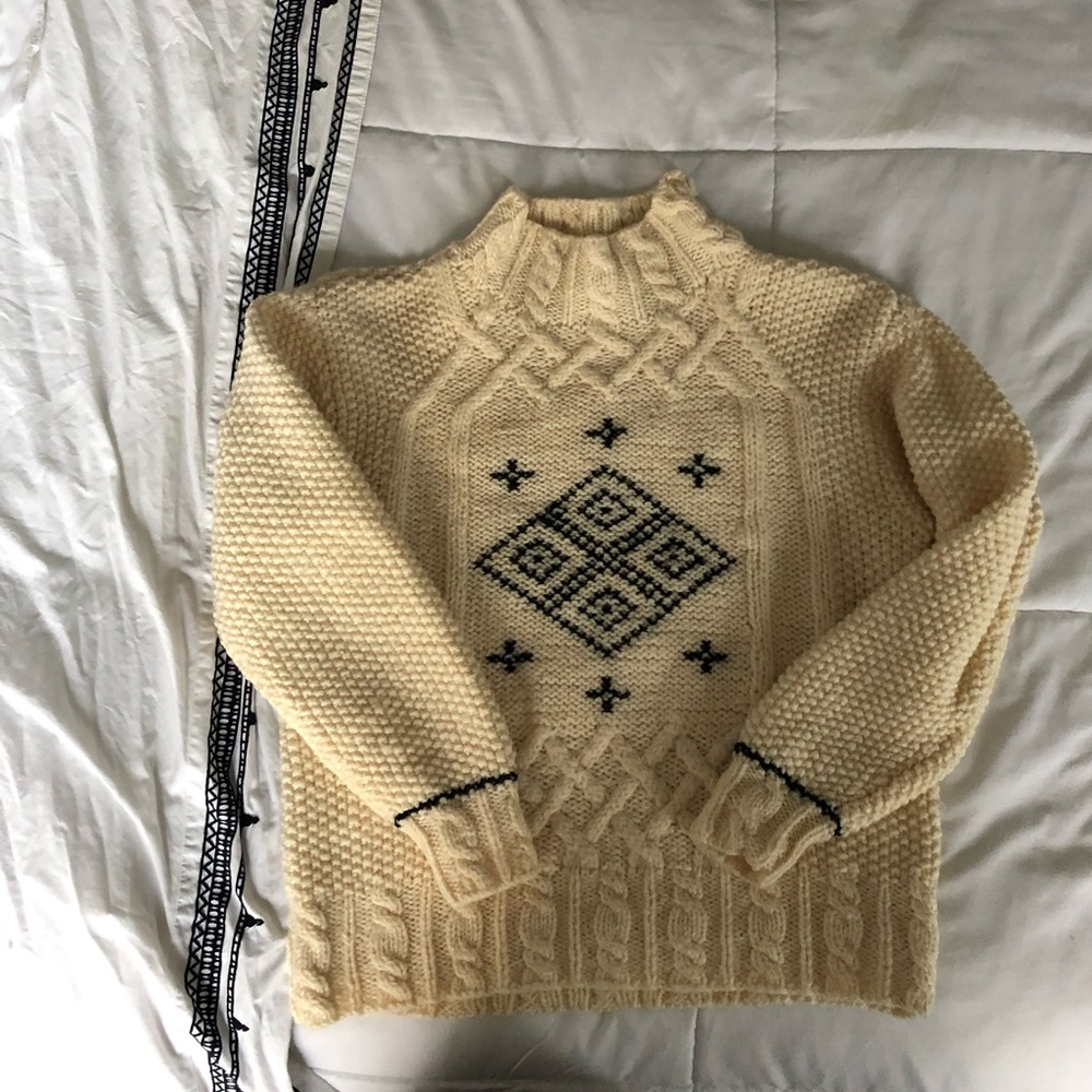 Vintage lizClaiborne sweater size L